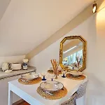 Dolce Vita, Luxury & Sea View - Front Of Casino Apartman *