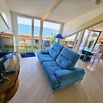 Dolce Vita, Luxury & Sea View - Front Of Casino Lejlighed *